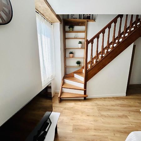 Appartement Cottage Au Coeur De Nemours Exteriör bild