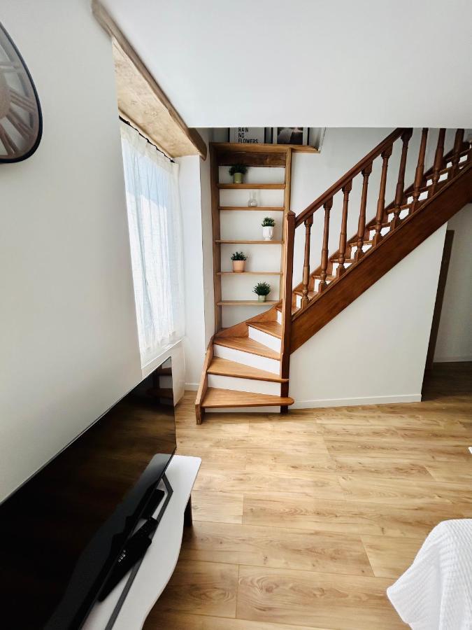 Appartement Cottage Au Coeur De Nemours Exteriör bild