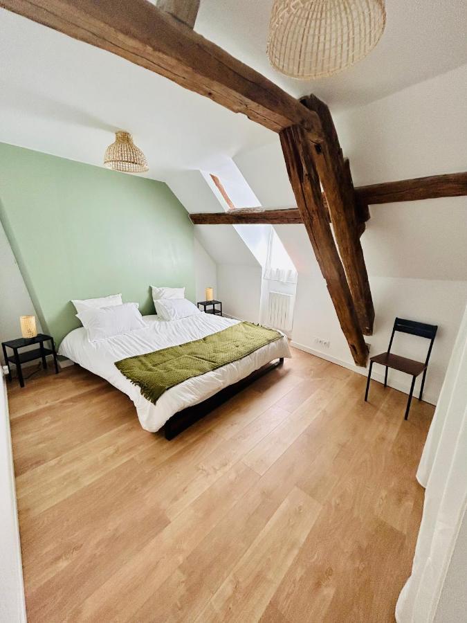 Appartement Cottage Au Coeur De Nemours Exteriör bild